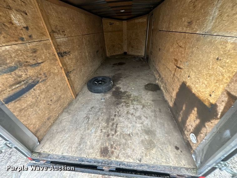 image for item DQ6631 2019 Formula enclosed cargo trailer