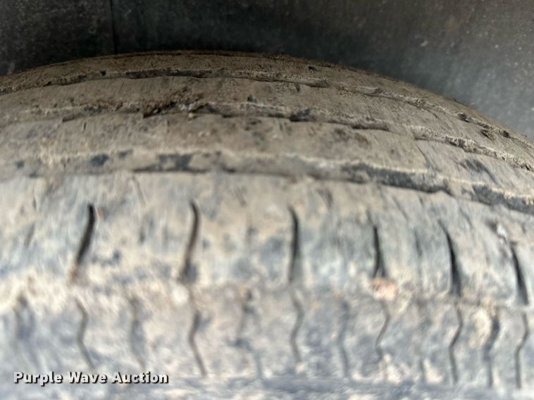 image for item DQ6631 2019 Formula enclosed cargo trailer