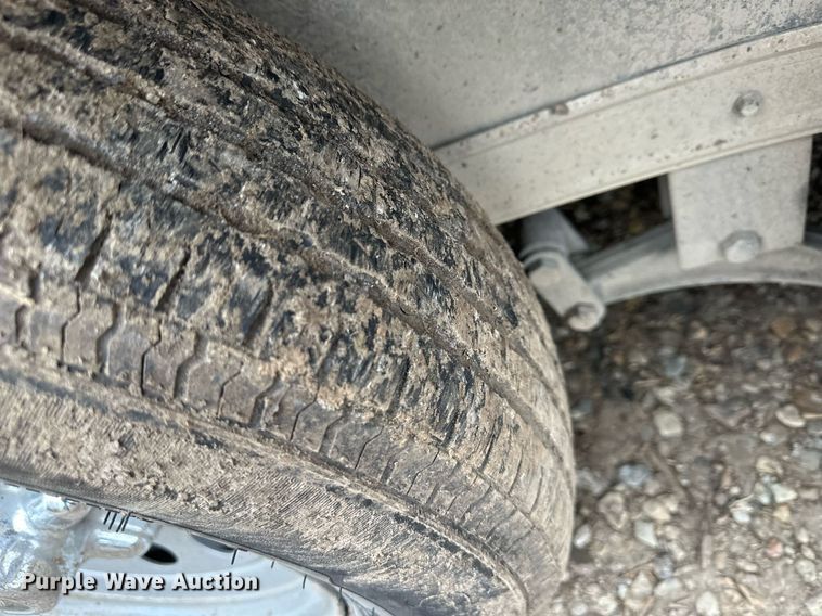 image for item DQ6631 2019 Formula enclosed cargo trailer