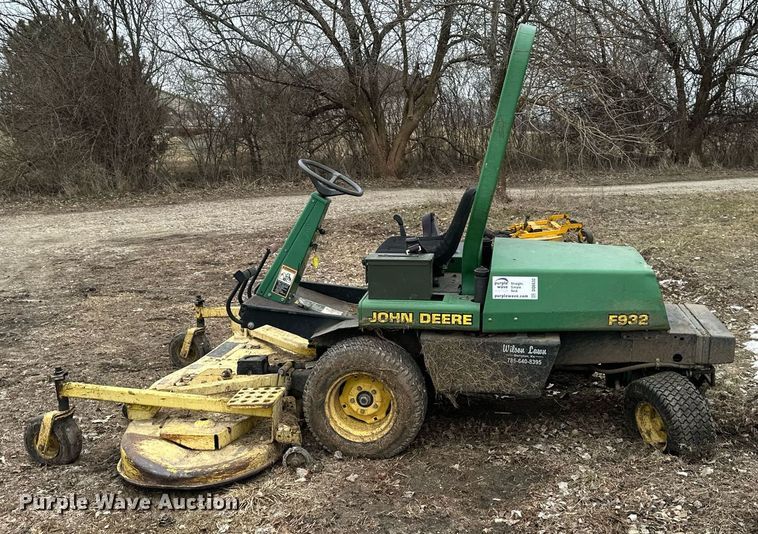 image for item DQ6632 (2) John Deere lawn mowers