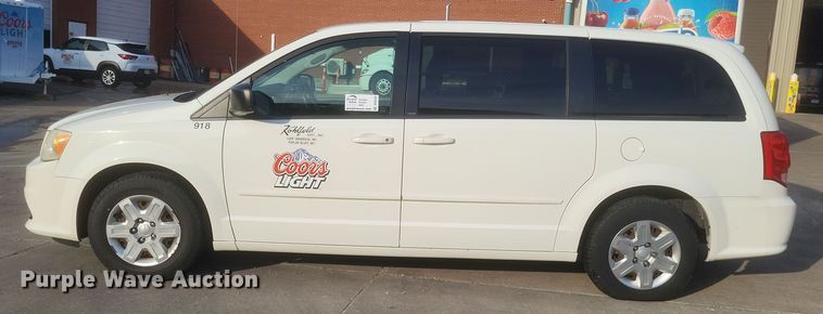 image for item DS5240 2013 Dodge Grand Caravan van