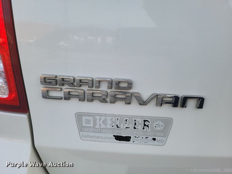 image for item DS5240 2013 Dodge Grand Caravan van