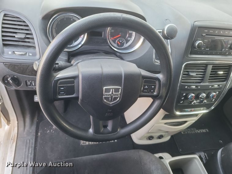 image for item DS5240 2013 Dodge Grand Caravan van