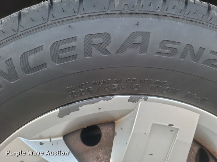 image for item DS5240 2013 Dodge Grand Caravan van