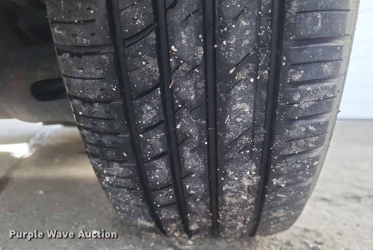 image for item DS5240 2013 Dodge Grand Caravan van