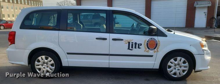 image for item DS5241 2015 Dodge Grand Caravan van