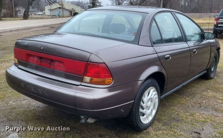 image for item DS5242 1999 Saturn SL 