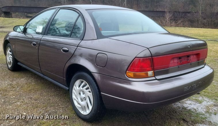 image for item DS5242 1999 Saturn SL 