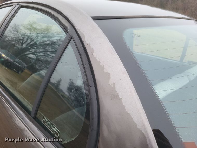 image for item DS5242 1999 Saturn SL 