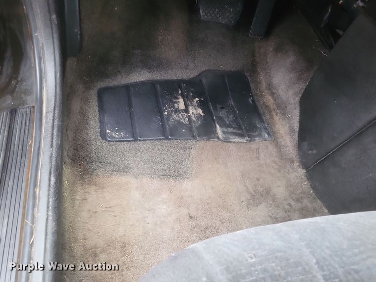 image for item DS5242 1999 Saturn SL 