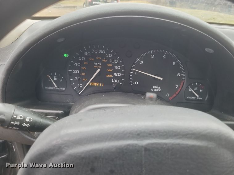 image for item DS5242 1999 Saturn SL 