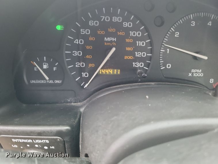 image for item DS5242 1999 Saturn SL 