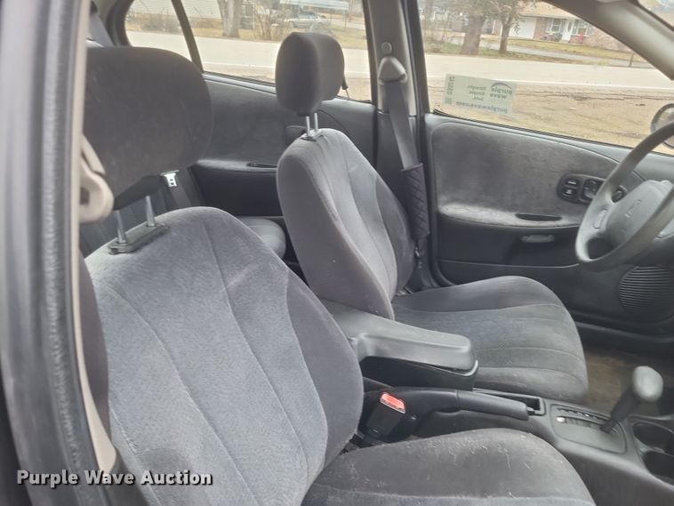 image for item DS5242 1999 Saturn SL 