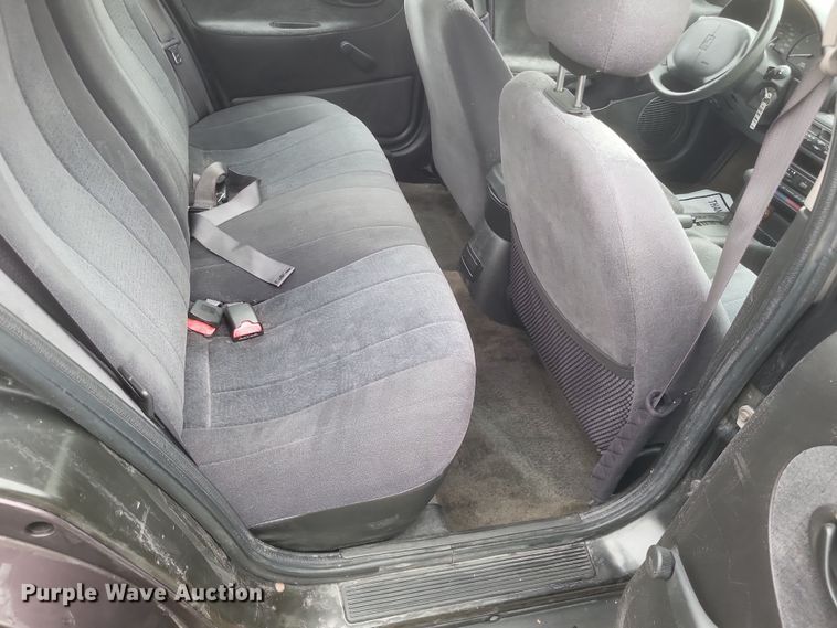 image for item DS5242 1999 Saturn SL 