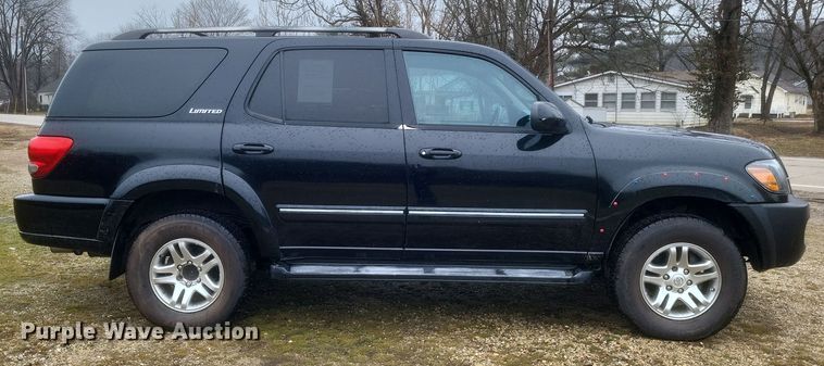 image for item DS5243 2005 Toyota Sequoia SUV