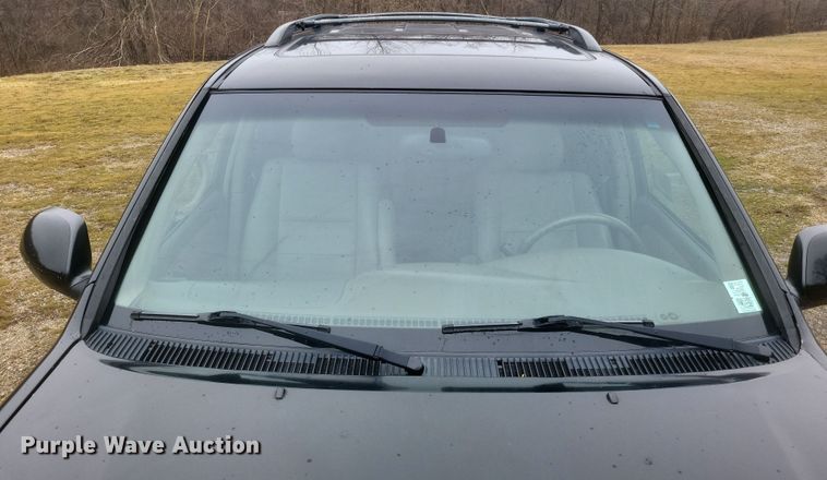 image for item DS5243 2005 Toyota Sequoia SUV