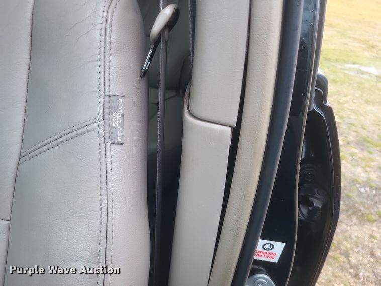 image for item DS5243 2005 Toyota Sequoia SUV