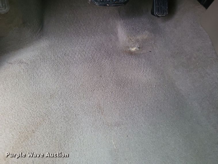 image for item DS5243 2005 Toyota Sequoia SUV