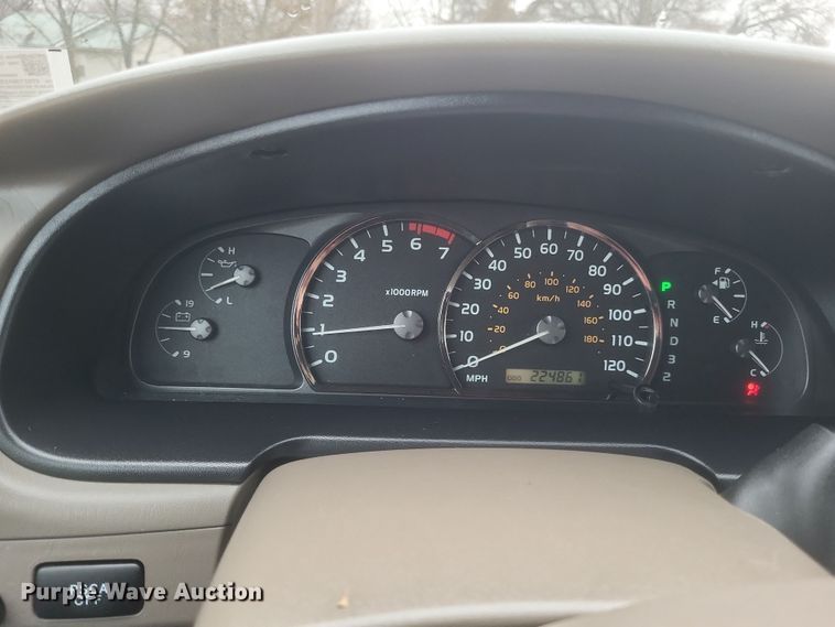 image for item DS5243 2005 Toyota Sequoia SUV