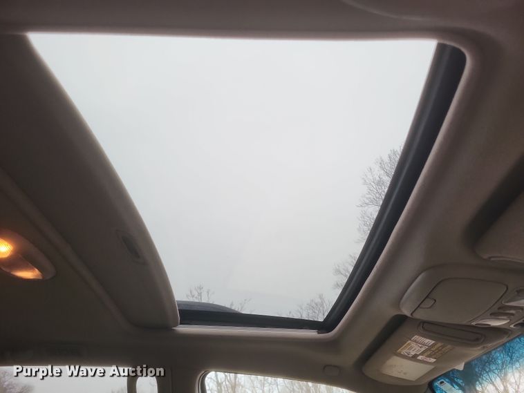 image for item DS5243 2005 Toyota Sequoia SUV