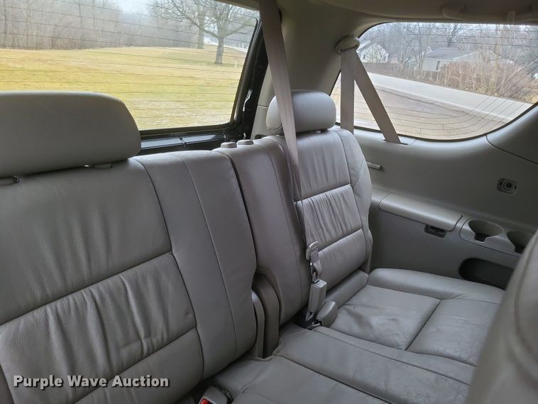 image for item DS5243 2005 Toyota Sequoia SUV