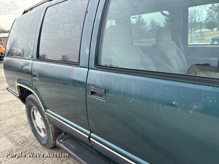 image for item DT0534 1995 GMC Yukon SLE SUV