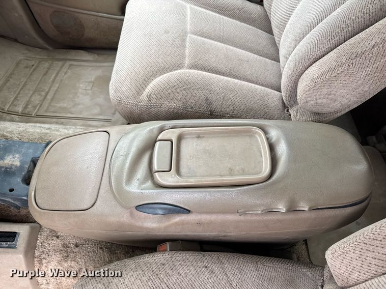 image for item DT0534 1995 GMC Yukon SLE SUV