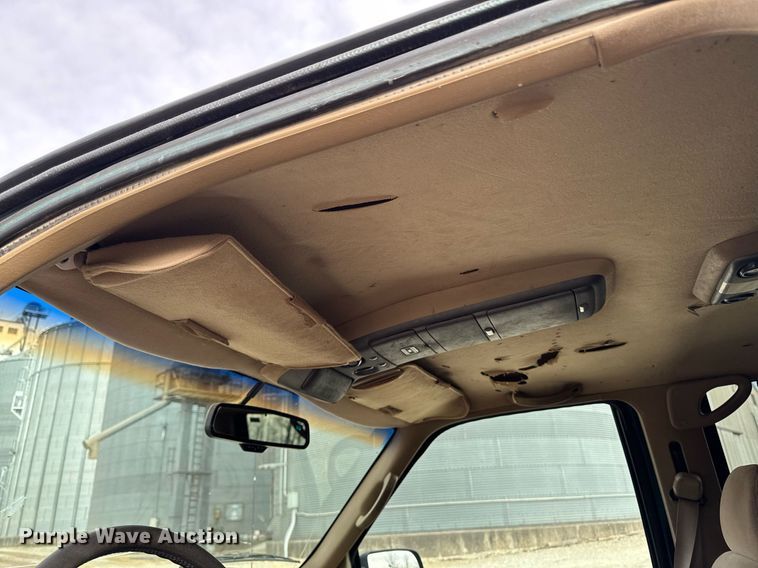 image for item DT0534 1995 GMC Yukon SLE SUV