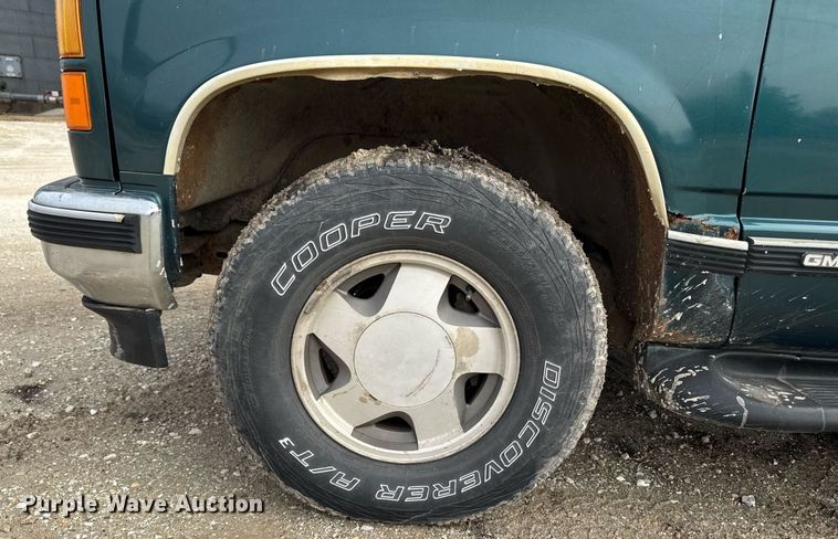 image for item DT0534 1995 GMC Yukon SLE SUV