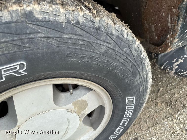 image for item DT0534 1995 GMC Yukon SLE SUV