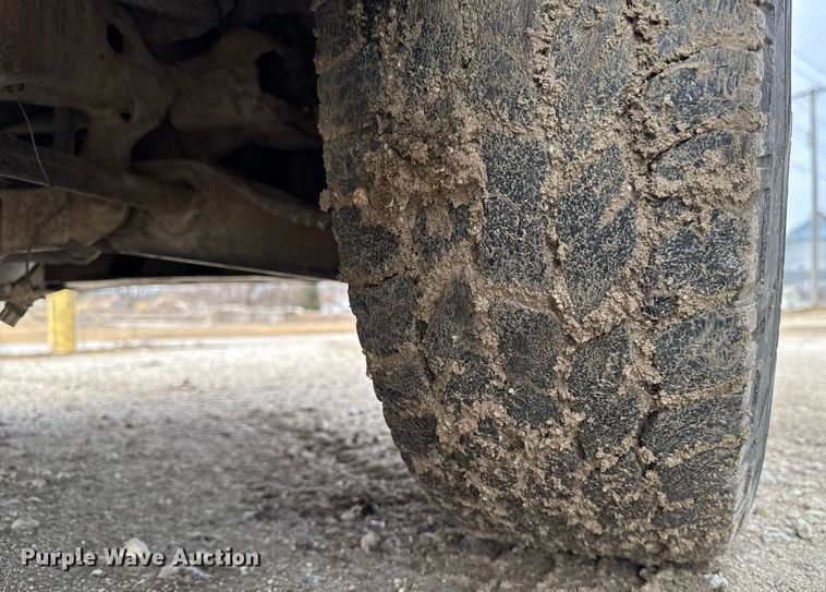 image for item DT0534 1995 GMC Yukon SLE SUV