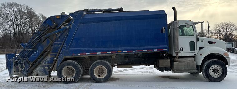 image for item DT0554 2012 Pererbilt 348 refuse truck