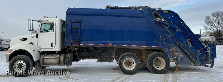 image for item DT0554 2012 Pererbilt 348 refuse truck