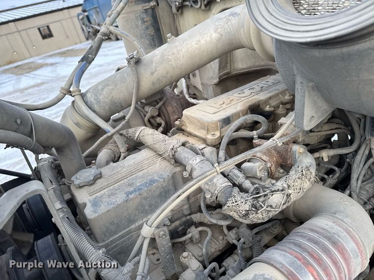 image for item DT0554 2012 Pererbilt 348 refuse truck