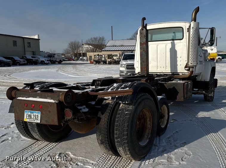 image for item DT0555 1990 Ford L9000 hook lift truck