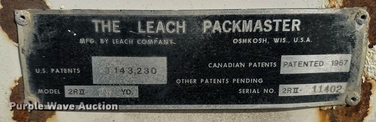 image for item DT0556 1995 Mack LE613 refuse truck