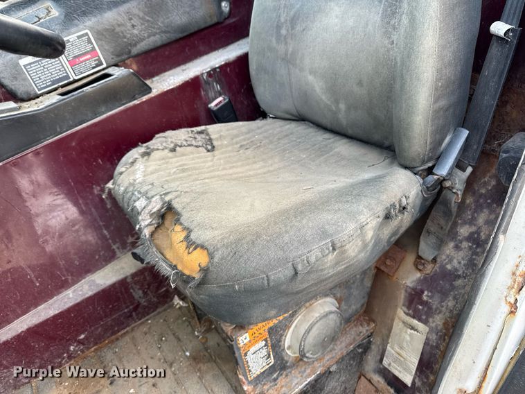 image for item DT0559 1998 Mack LE613 refuse truck