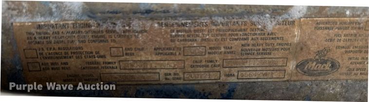 image for item DT0559 1998 Mack LE613 refuse truck