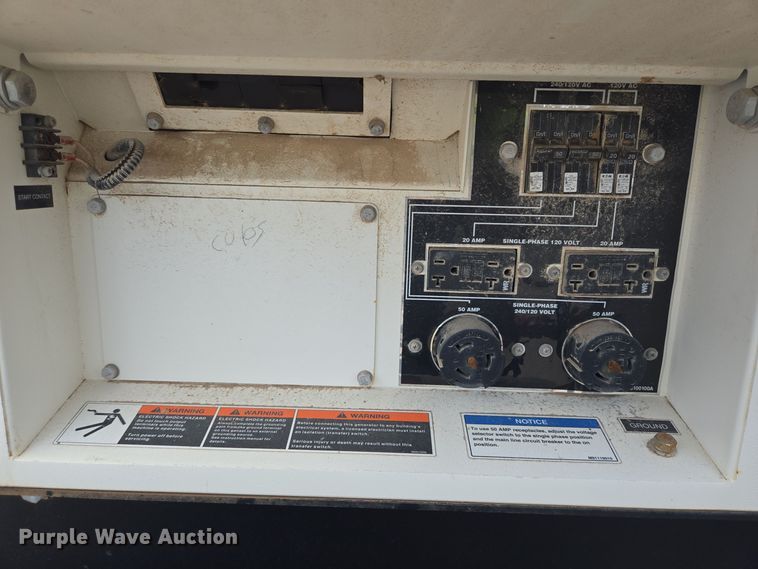 image for item DT5496 2021 Multiquip WhisperWatt DCA25SSIU4F generator