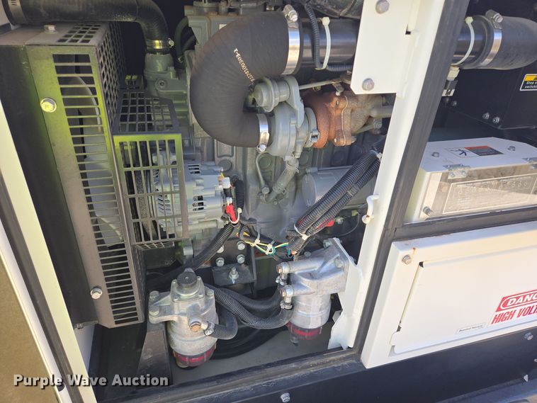 image for item DT5497 2021 Multiquip WhisperWatt DCA25SSIU4F generator