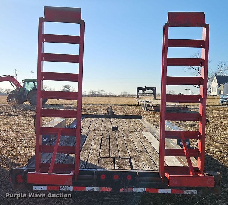 image for item DT7609 2003 TowMaster T14 equipment trailer