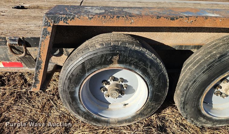 image for item DT7609 2003 TowMaster T14 equipment trailer