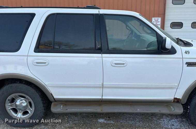 image for item DV0576 2000 Ford  Expedition SUV