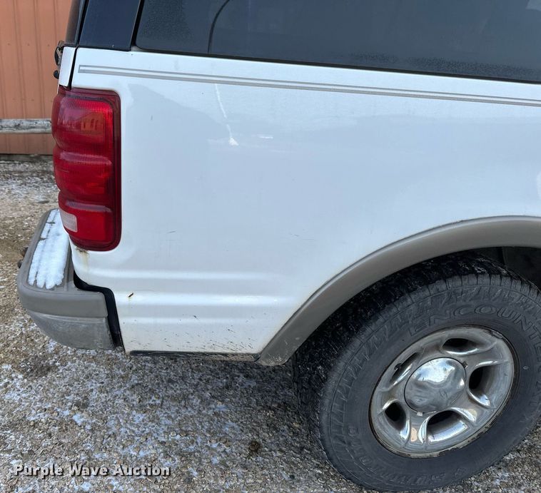 image for item DV0576 2000 Ford  Expedition SUV