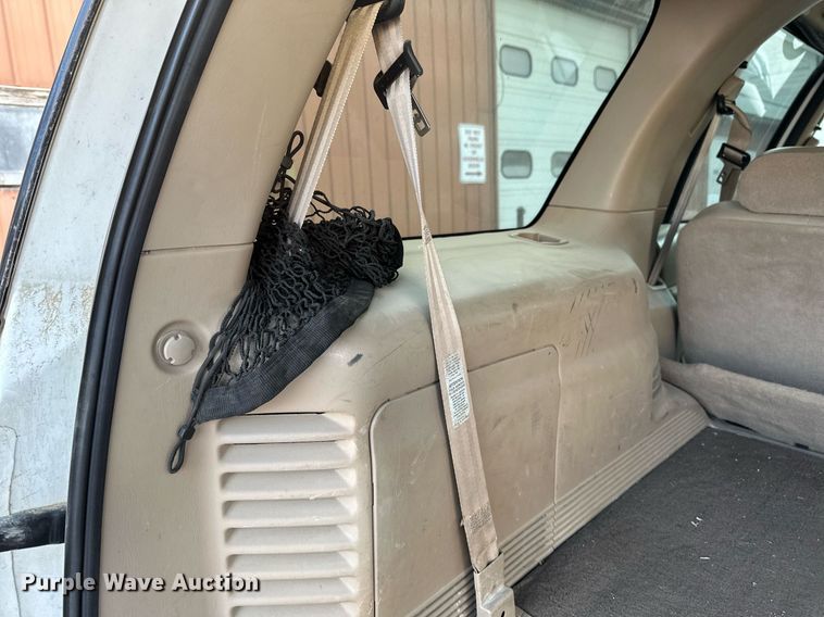 image for item DV0576 2000 Ford  Expedition SUV