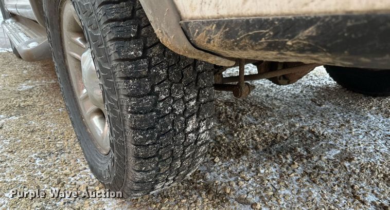 image for item DV0576 2000 Ford  Expedition SUV