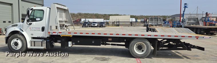 image for item DV1264 2022 Freightliner M2 106 rollback truck