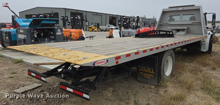 image for item DV1264 2022 Freightliner M2 106 rollback truck