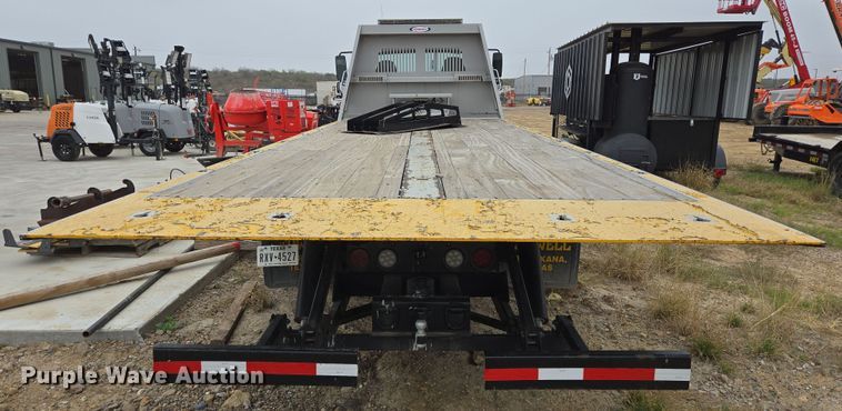 image for item DV1264 2022 Freightliner M2 106 rollback truck