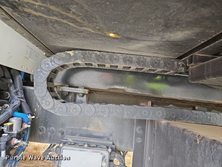 image for item DV1264 2022 Freightliner M2 106 rollback truck